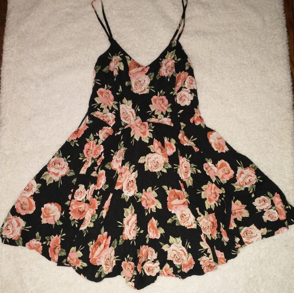 Forever 21 dress size small